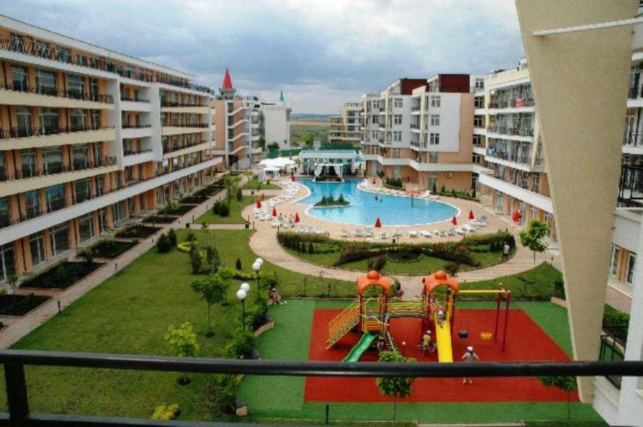 Grand Kameliq Apartment Sunny Beach Ngoại thất bức ảnh
